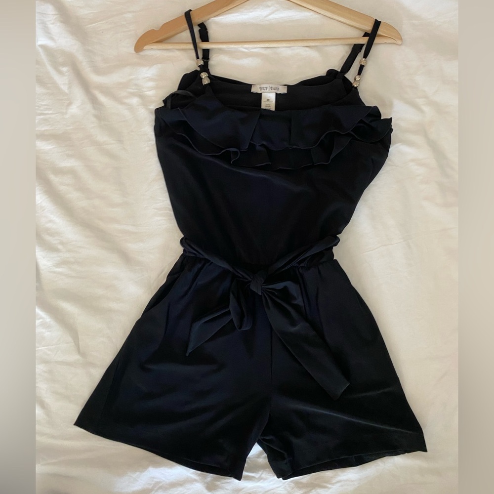 White House Black Market Black Romper sz 00